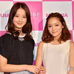 「Make up ＆ Sing up！佐々木希メイクアップイベントwith chay」に出演する佐々木希（左）とchay（右）