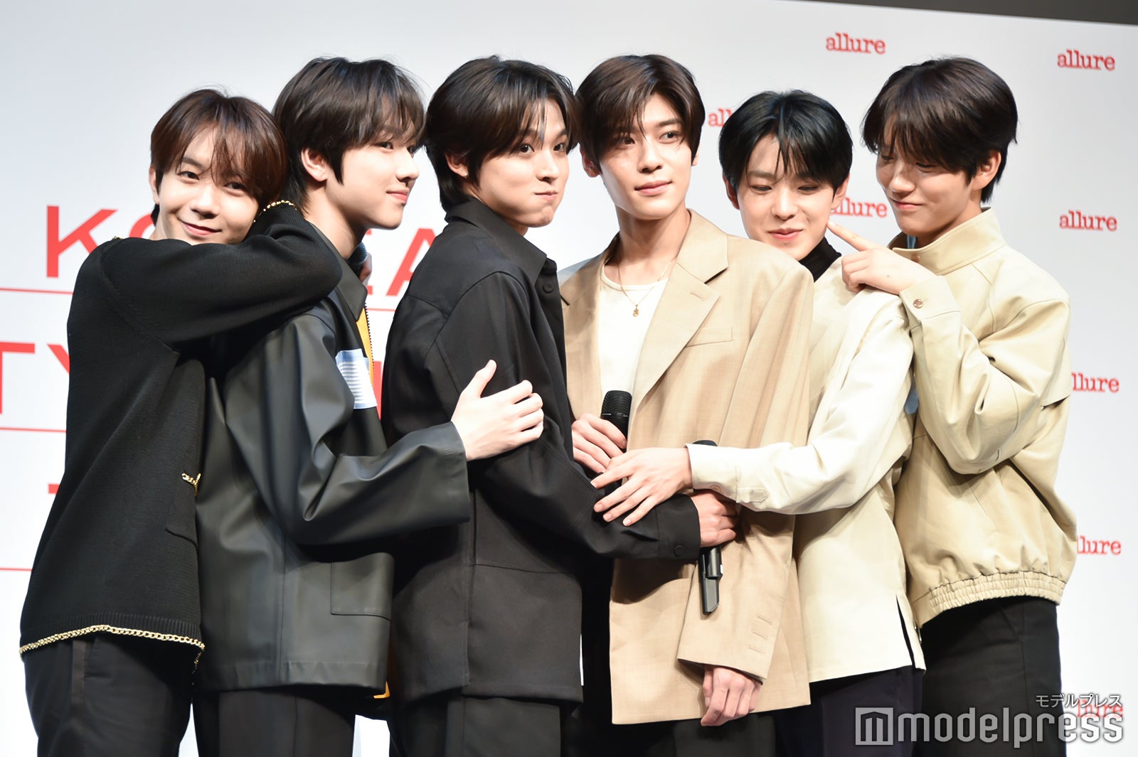 NCT WISH、“くっつきポーズ”披露 今の願いも発表「健康」「野菜もいっぱい食べる」【ALLURE K-BEAUTY FAIR in TOKYO】