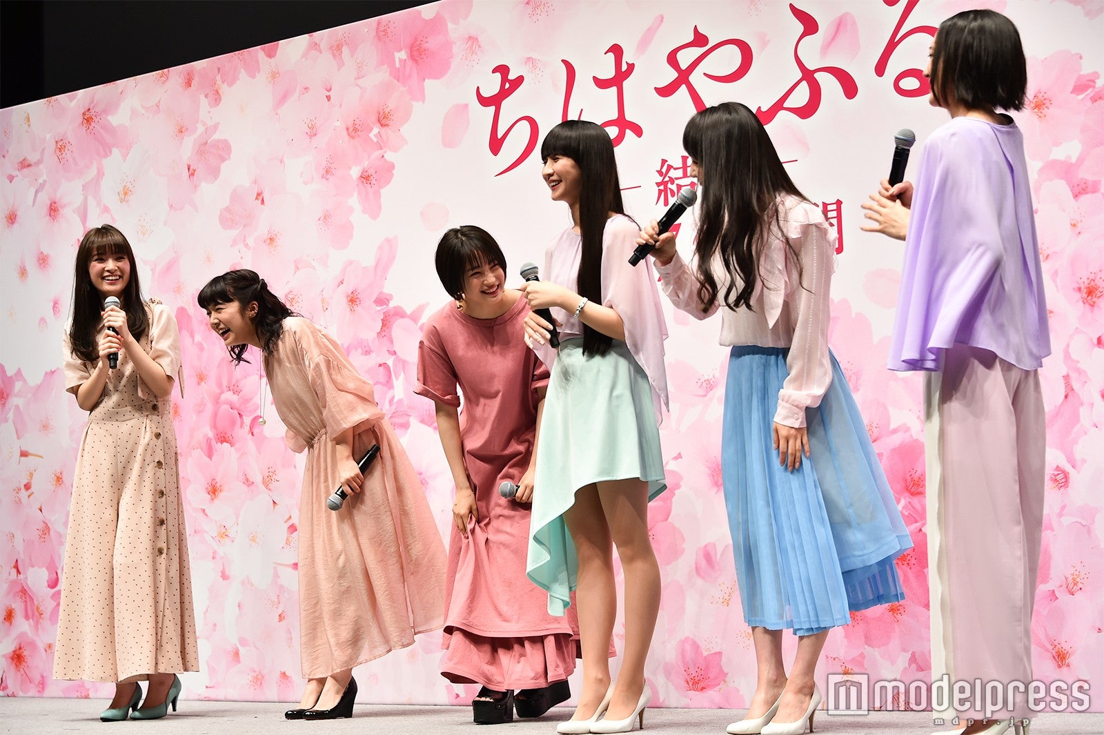 優希美青、上白石萌音、広瀬すず、かしゆか、あ～ちゃん、のっち （C）モデルプレス