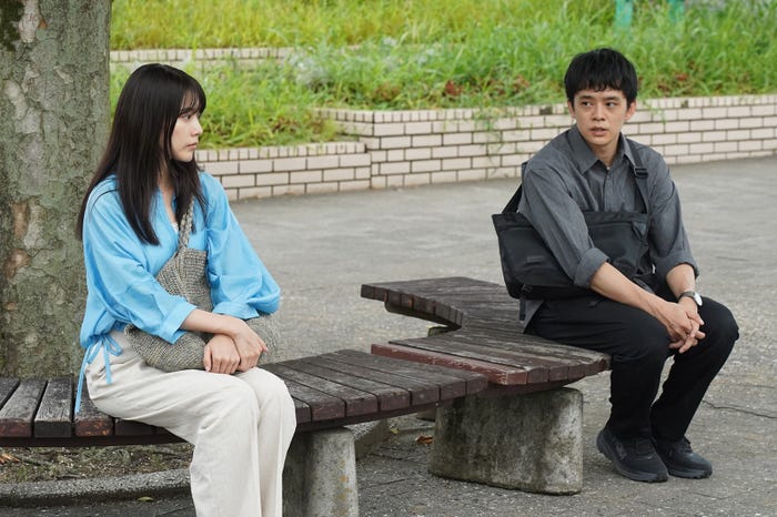 有村架純、池松壮亮「海のはじまり」第7話より(C)フジテレビ