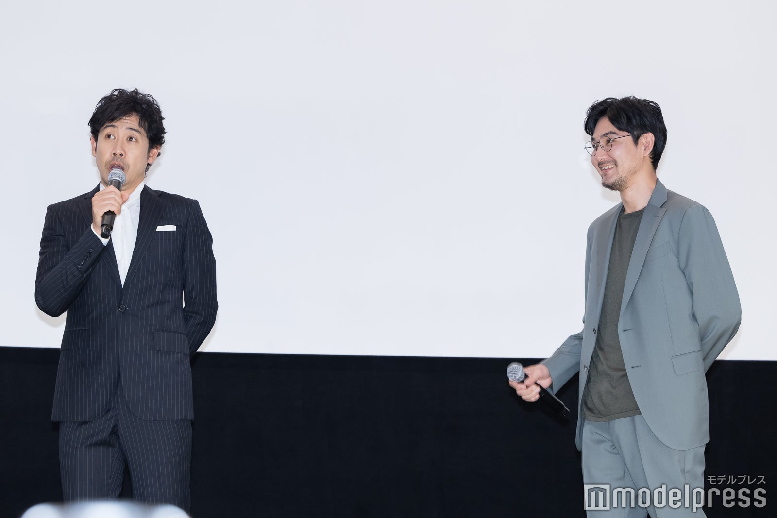 松田龍平、大泉洋（C）モデルプレス