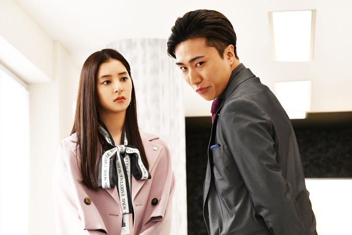 新木優子、早乙女太一 (C)Kwang jin/tv asahi