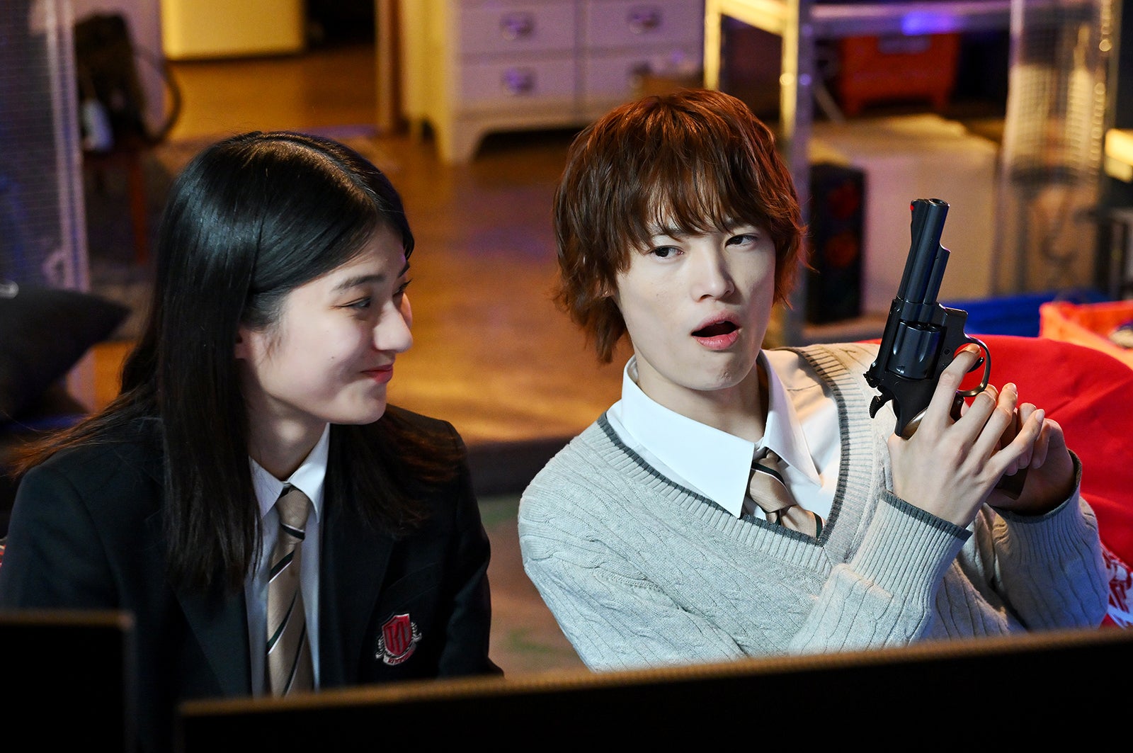 蒔田彩珠、窪塚愛流「御上先生」第6話（C）TBS