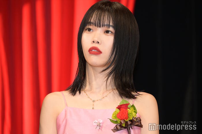 アイナ・ジ・エンド(C)モデルプレス