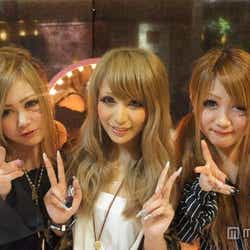モデルプレス - 号泣・絶叫の嵐!人気モデル来店イベントに200人殺到
