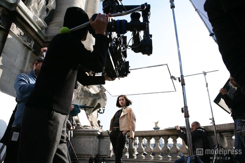 水原希子／資生堂「TSUBAKI」ヘッドスパ新CMメイキングショット