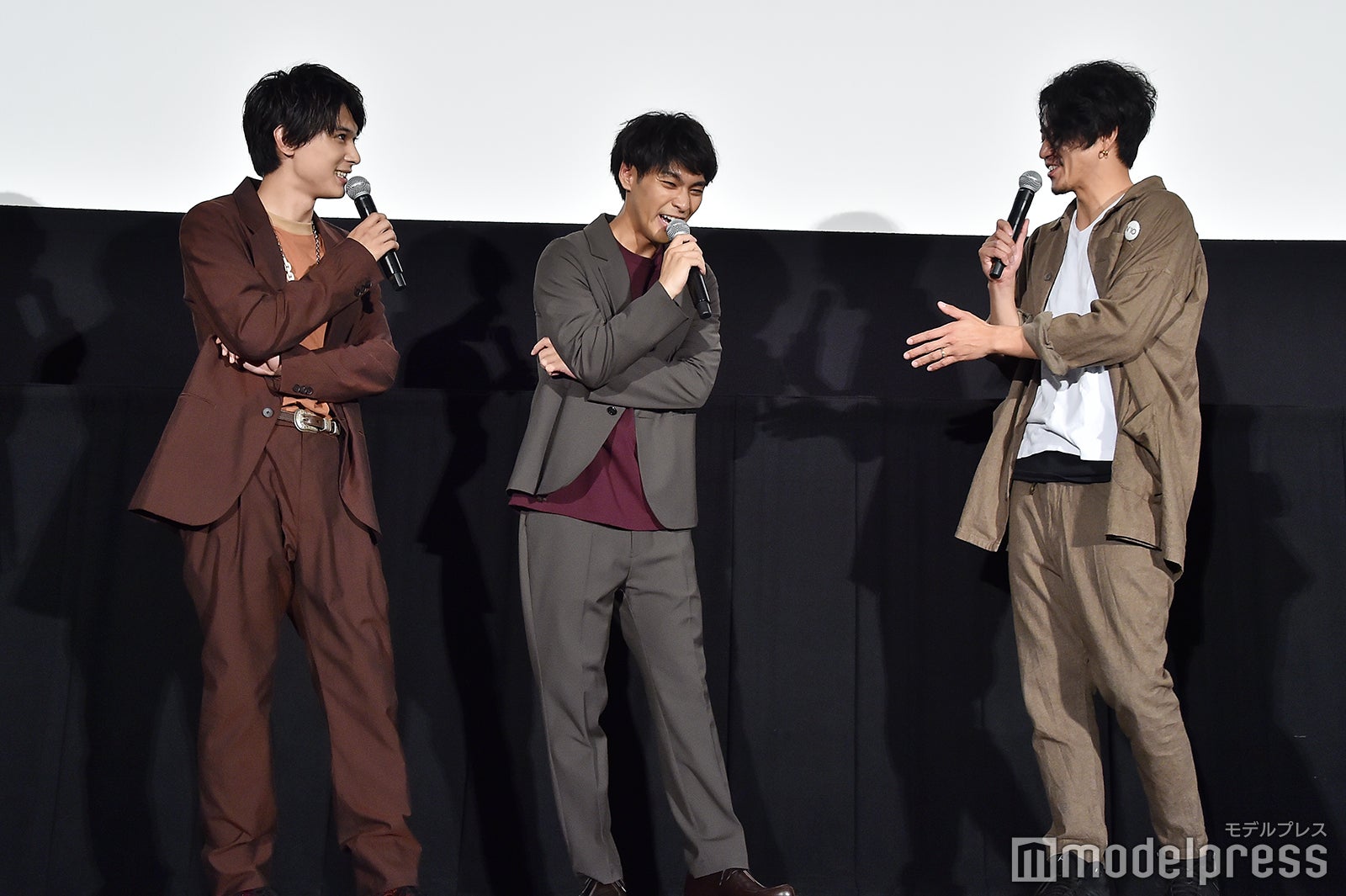吉沢亮、柳楽優弥、小栗旬 （C）モデルプレス