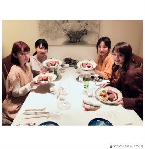 佐々木希、中川翔子＆夏菜＆徳永えりとのプライベートショットに「美女しかいない」「すごい華やか」と絶賛の声