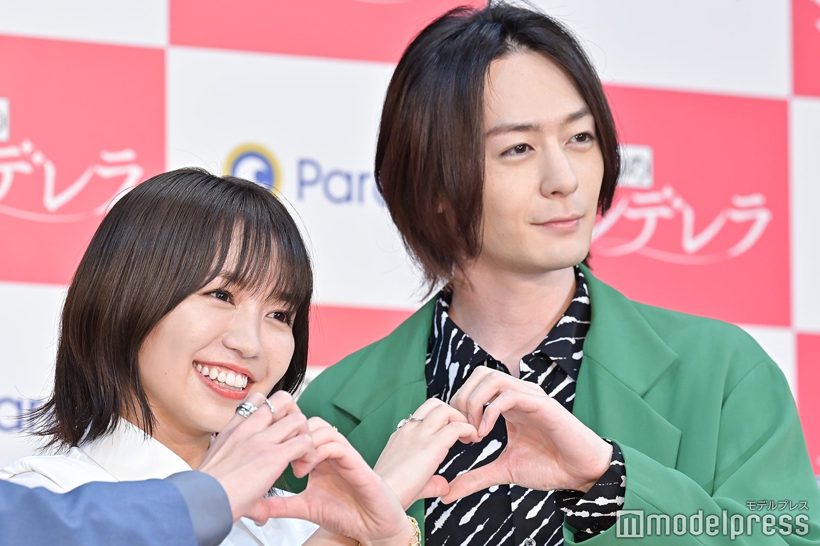 大原優乃、犬飼貴丈 （C）モデルプレス