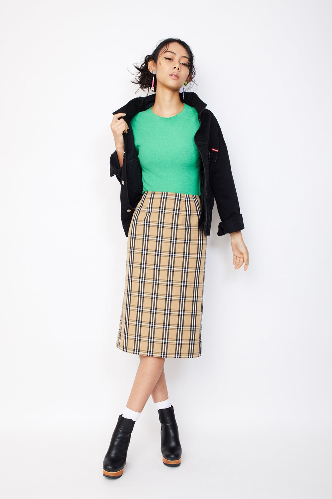 カラーレイヤード／衣装協力：SLY