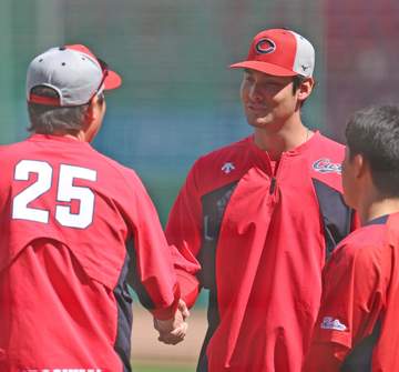 広島・ターノックが9日からリハビリ組の3軍へ 右背中筋肉の炎症が判明 新井監督は軽症を強調「大したけがではない。長くはかからない」