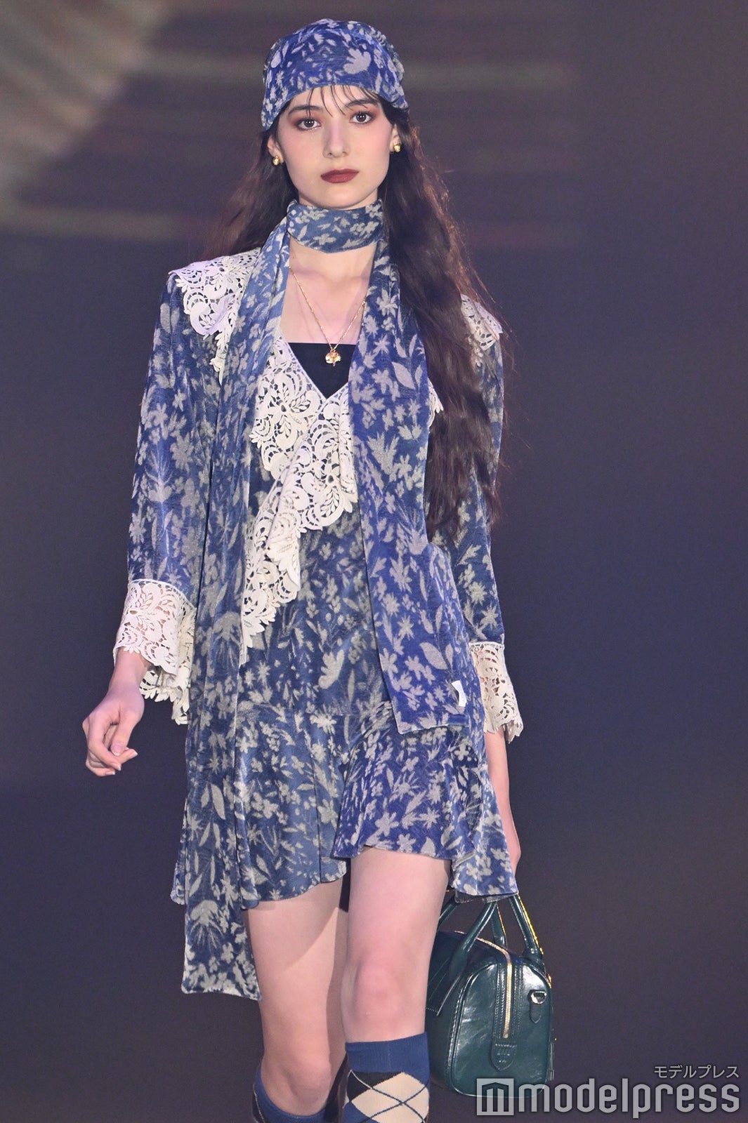 （C）モデルプレス