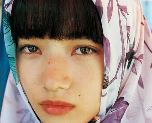 小松菜奈、ナチュラルで神秘的な姿 “10代最後の夏”に自身初の試み