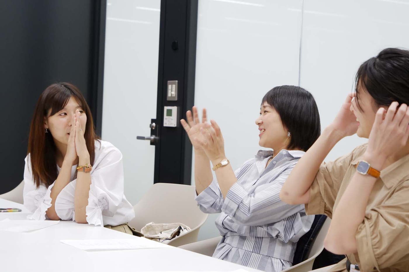 (左から)原川さん、河原林さん、井上さん