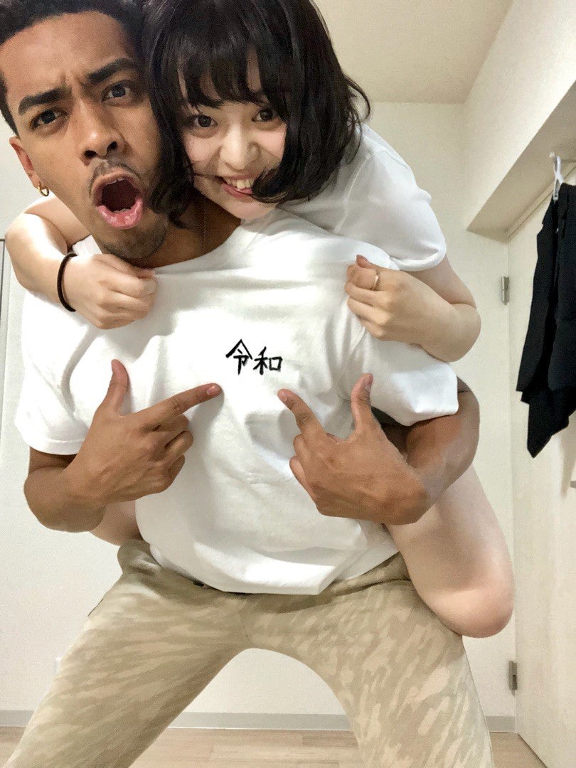 「テラハ」福田愛大＆田中優衣カップル、令和初日・記念日に揃ってブログ開始 イチャイチャショット披露