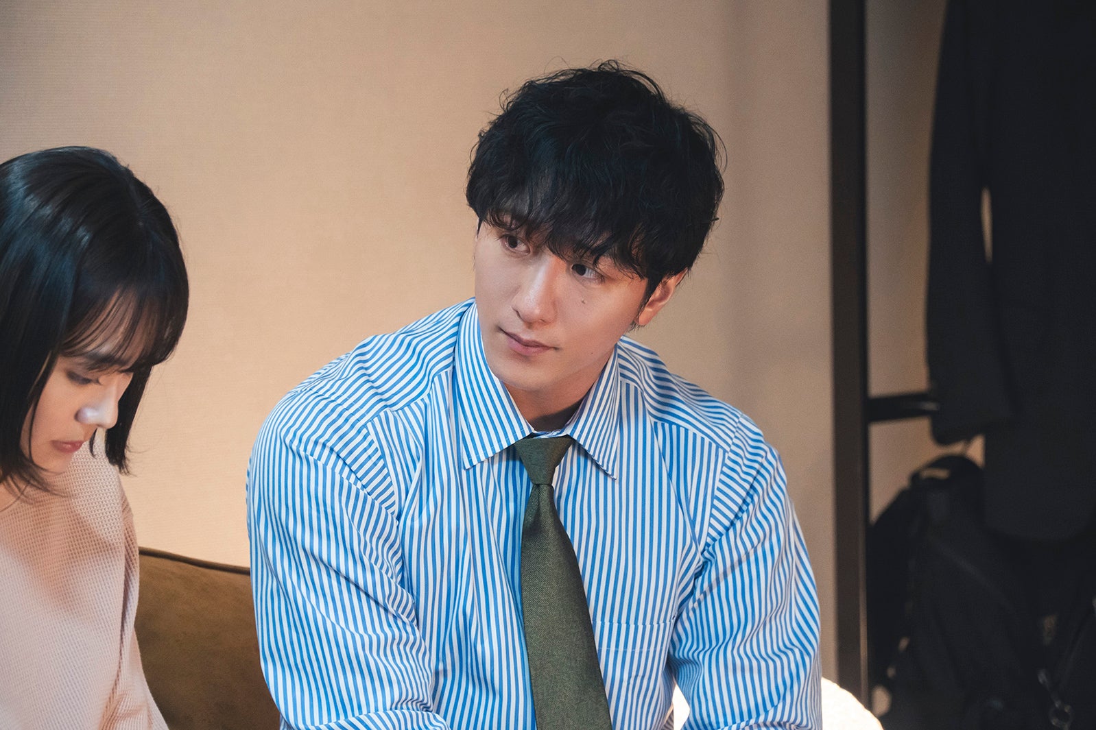 松井愛莉、大貫勇輔「子宮恋愛」第9話（C）ytv