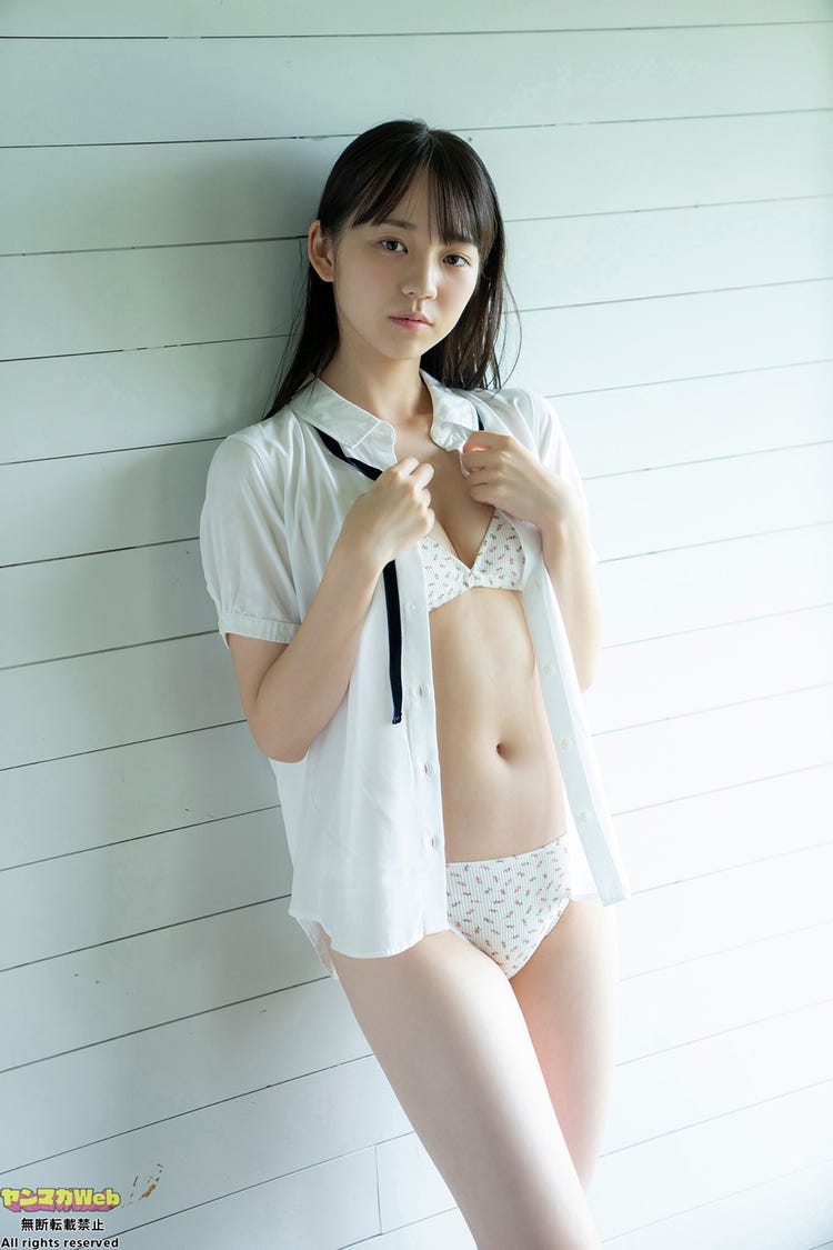 ジュニアアイドル　下着 