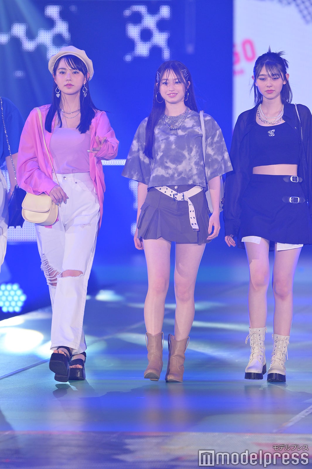 （C）モデルプレス