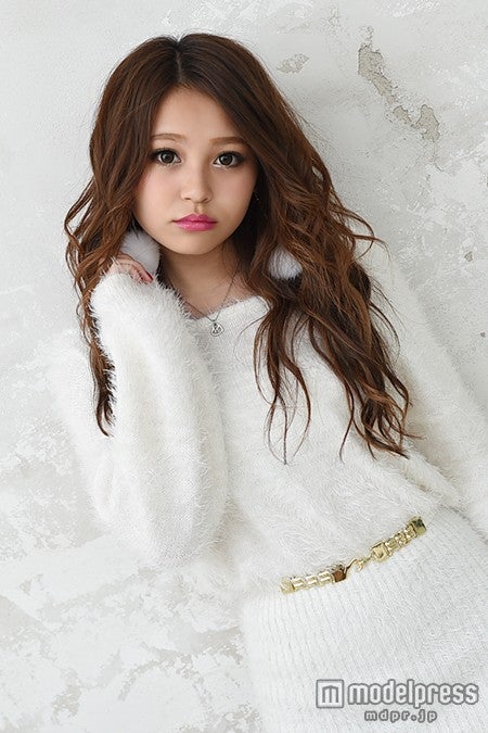 Popteen 現役jkモデル れいぽよ 成人男性との過去の恋愛を告白 淫行条例に疑問 モデルプレス