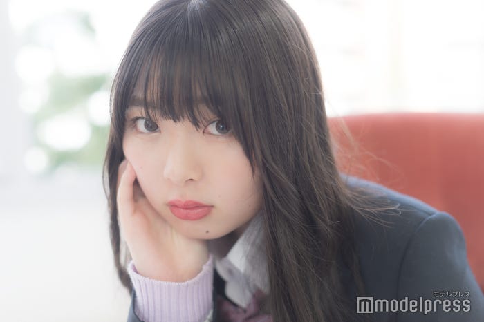 しま(C)モデルプレス