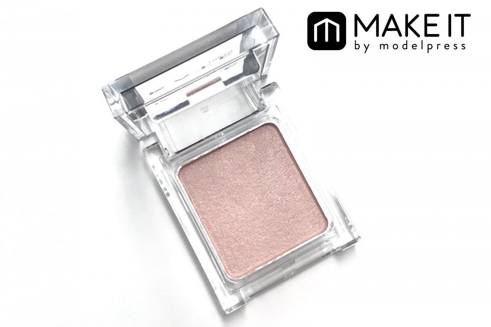 ケイト／ザ アイカラー／048 ライトピンク／650円（税抜・編集部調べ） (C)メイクイット