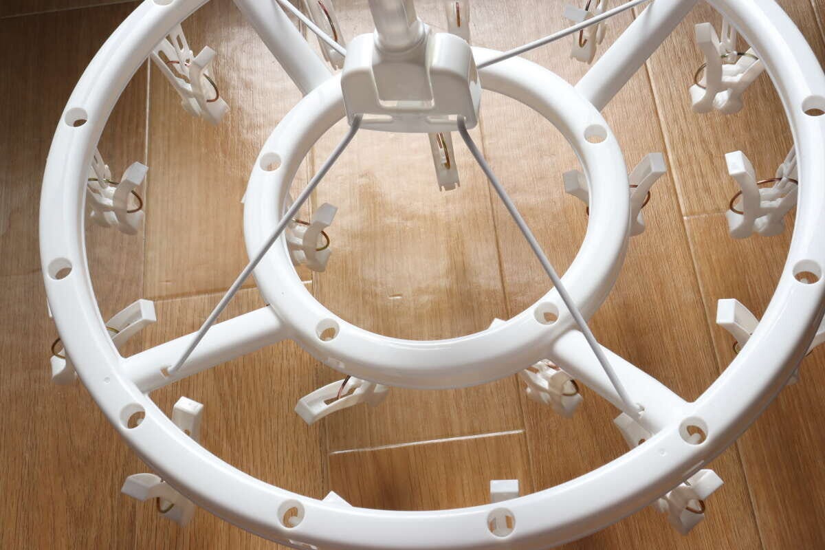 ダイソーの引っ張る取りやすいピンチハンガー（18ピンチ）のビジュアル