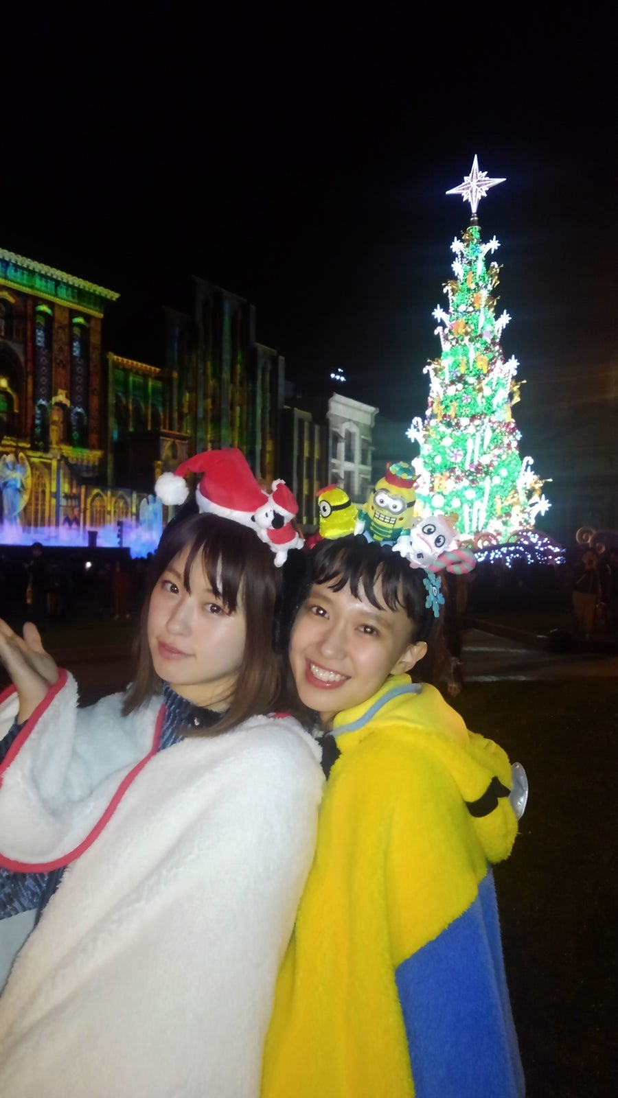 クリスマスツリーに感動（写真提供：MBS）