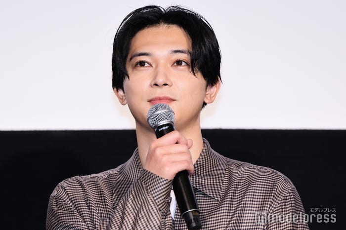 吉沢亮(C)モデルプレス