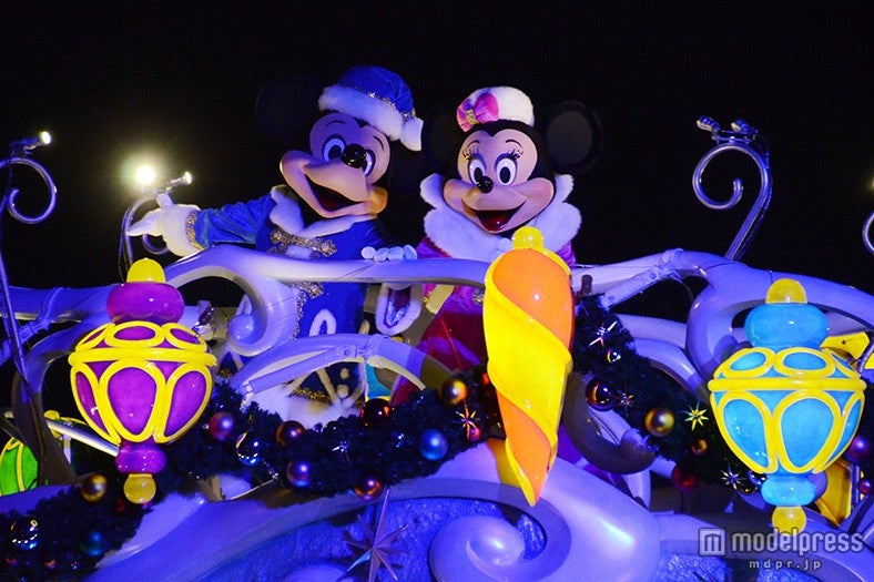 「カラー・オブ・クリスマス」ミッキー、ミニー