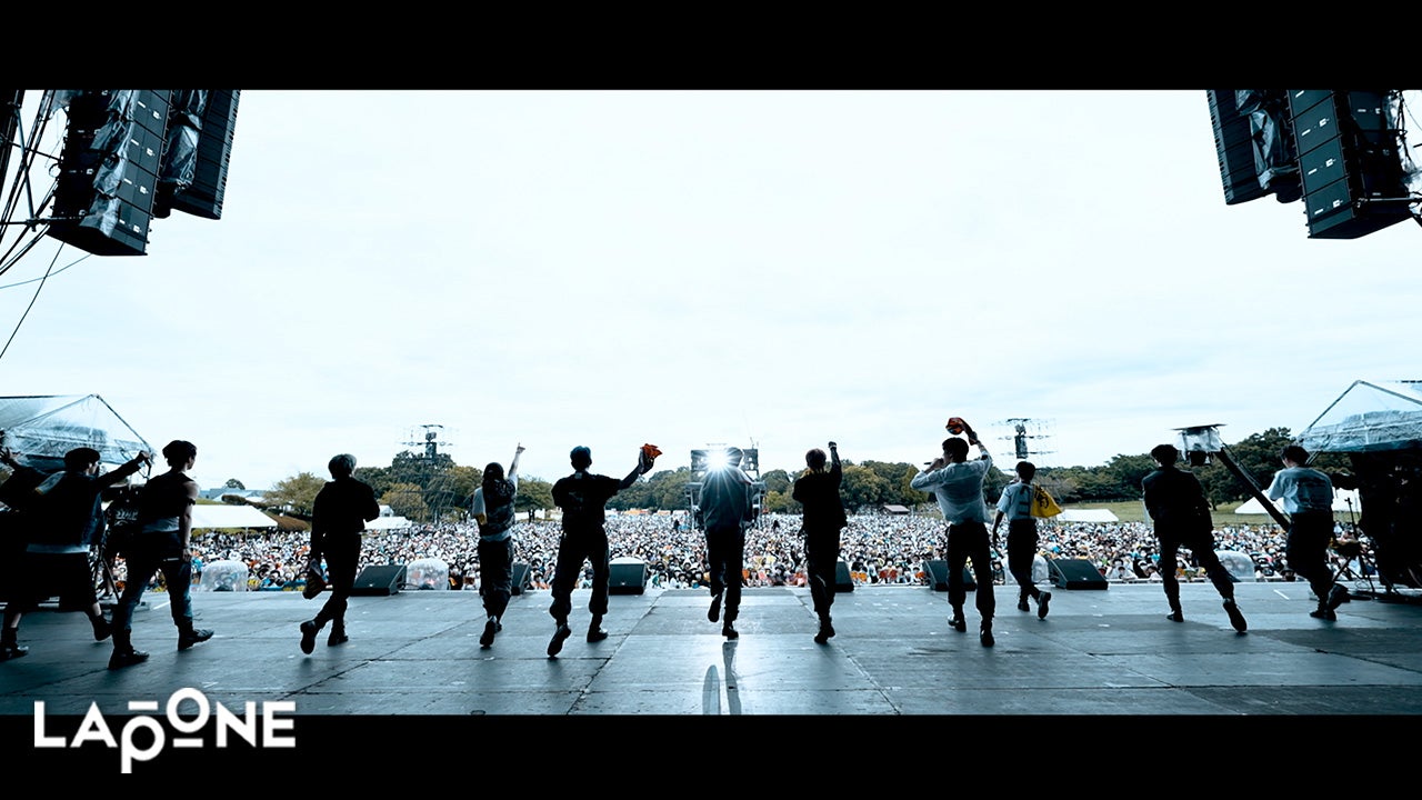 INI、初野外フェスパフォーマンス映像公開 WANIMA提供の新曲「HERO」で“魂の歌声”披露