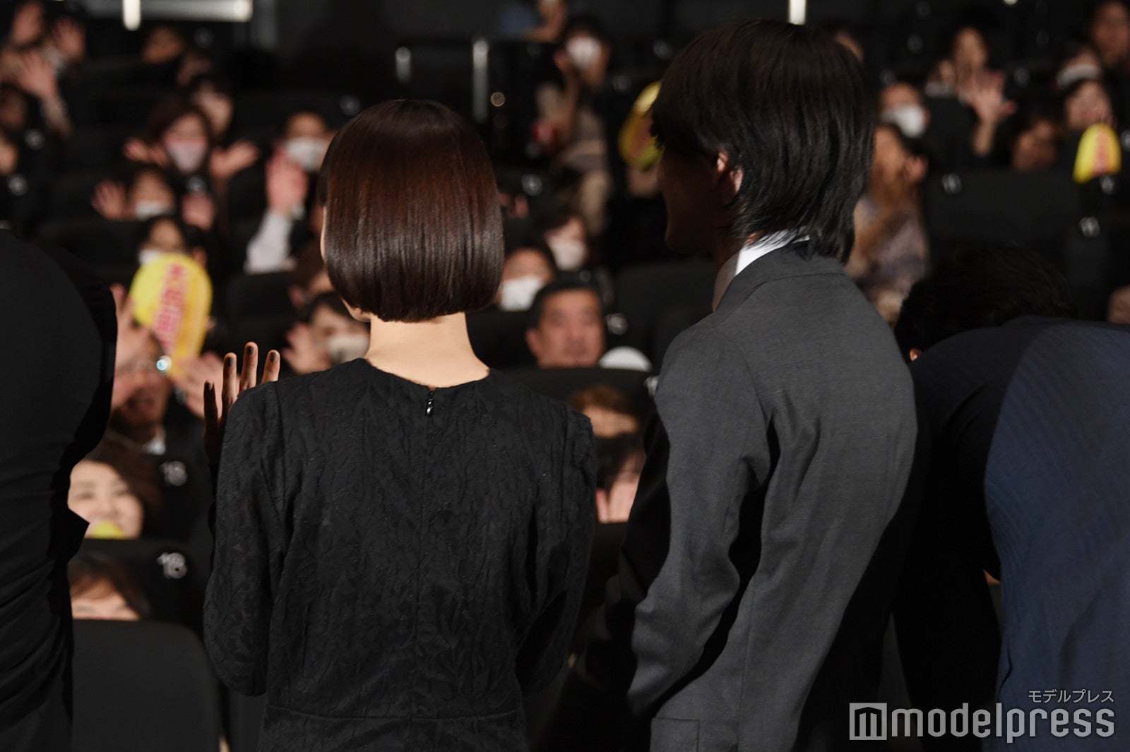 杉咲花、神木隆之介（C）モデルプレス