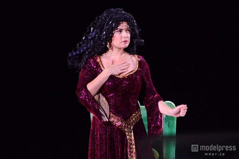 「ディズニー・オン・アイス」ゴーテル