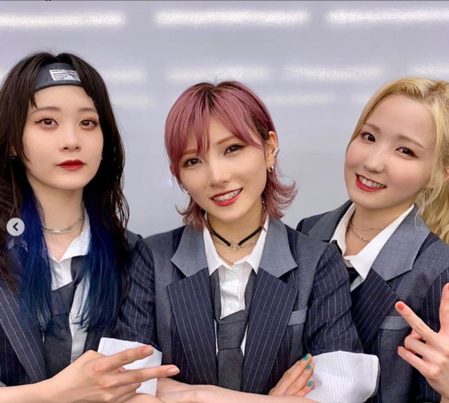 10年ぶり純AKB48選抜「根も葉もRumor」“信号機ヘア”のフロント3人に注目 「人選がガチ」と絶賛の声