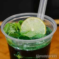 回復グレート キウイ、紫蘇、はちみつ、ソーダ(C)モデルプレス