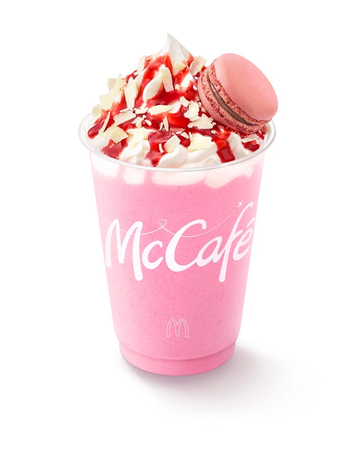 ホワイトチョコストロベリーフラッペ&マカロン ラズベリー/提供画像