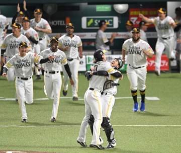 ソフトバンク 山本祐大「特別な試合ばかり。二度と忘れる事はないと思います」古巣との日本Sへの思いつづる 激動シーズンを終え「幸せな一年でした」