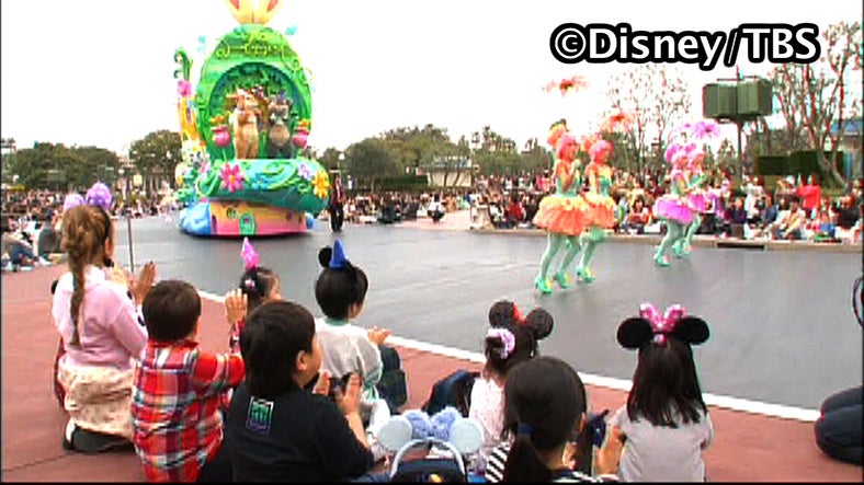 遠足で東京ディズニーランドへ