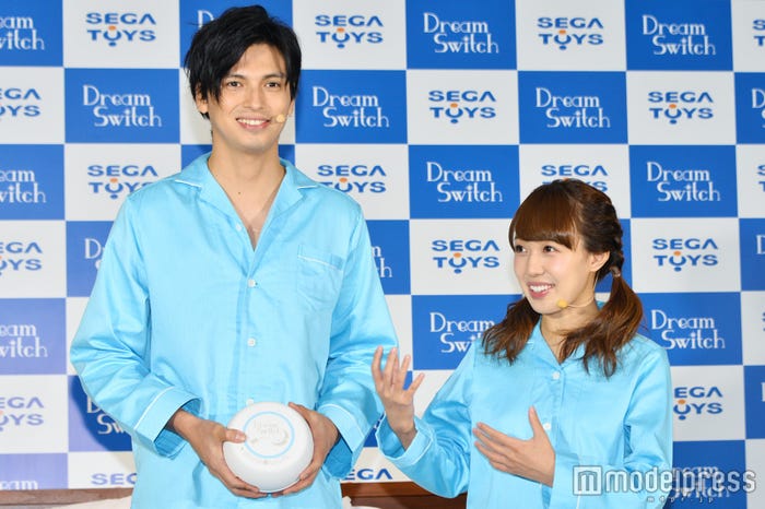 アレクサンダー、川崎希 (C)モデルプレス