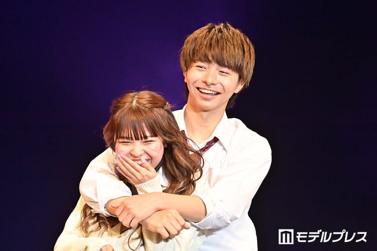 今日好き りょかじん カップル 恋人繋ぎ バッグハグ イチャイチャが可愛すぎる 超超十代 Ultra Teens Fes 22 Tokyo モデルプレス 今日好き りょかじん カップル 恋人繋ぎ バッグハグ イチャイチャが可愛すぎる 超超十代 Ultra Teens Fes 22 Tokyo モデルプレス