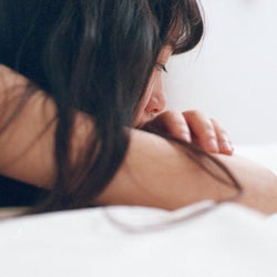 どうしよう目がパンパン…泣いたあともいつも通りのまぶたでいる方法