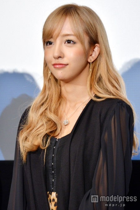 板野友美、「全て完璧な彼」と絶賛　ジャスティン・ビーバー来日公演にお忍び来場