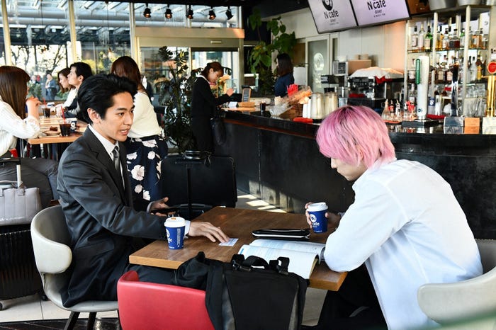 永山絢斗、横浜流星/「初めて恋をした日に読む話」第6話より(C)TBS