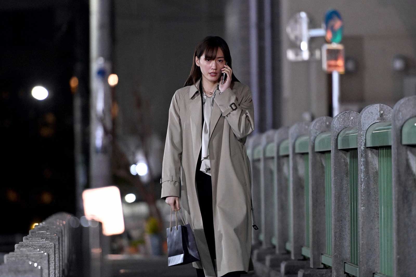 綾瀬はるか「天国と地獄 ～サイコな2人～」第8話より（C）TBS