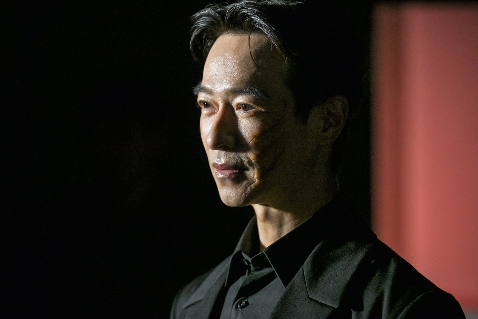 「VIVANT」堺雅人、リュウ ミンシュエン役で登場 乃木・Fに続く3役目 野崎（阿部寛）を追い詰める“恐敵”に【ネタバレあり】