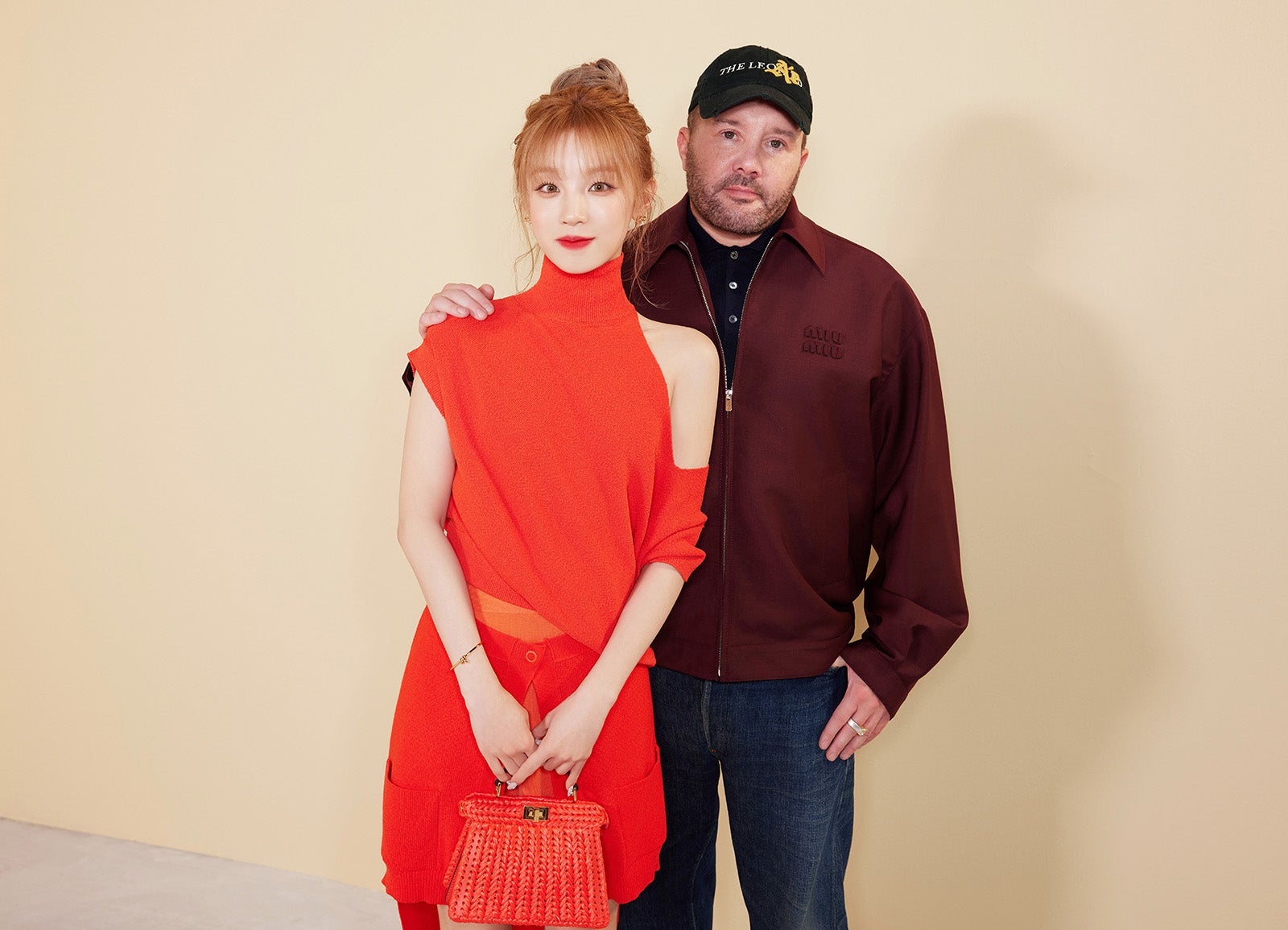 （左）ウギ（提供写真）