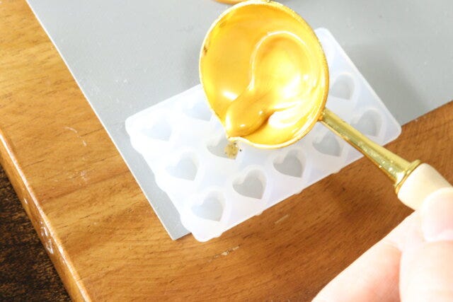 セリア シーリングワックス用シリコーン型 セリアのミニミニサイズのシリコーン型