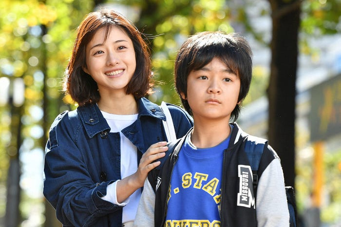 「アンナチュラル」第4話より(C)TBS