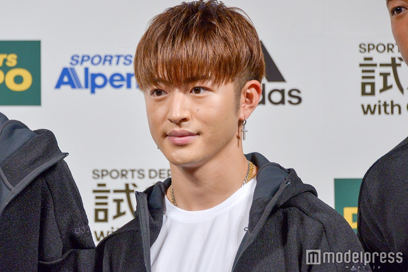 佐野玲於 （C）モデルプレス