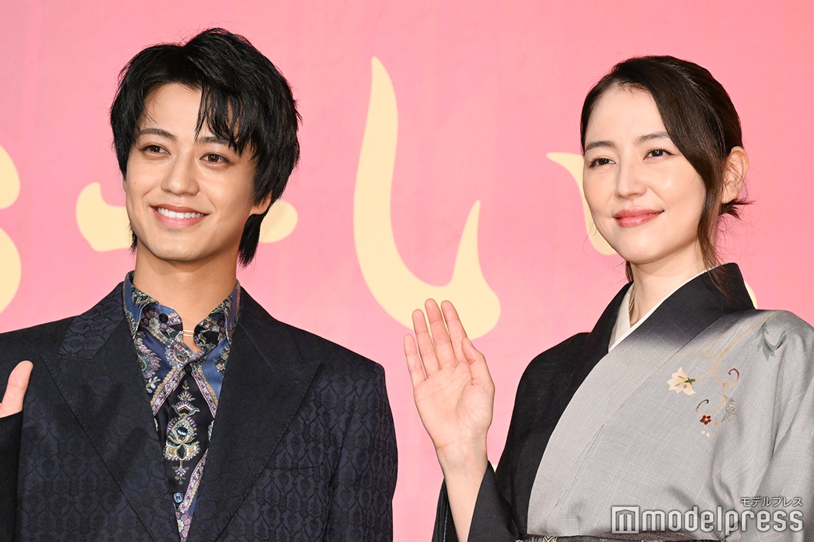 高橋海⼈、長澤まさみ（C）モデルプレス