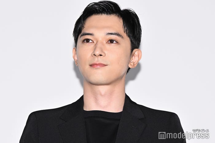 吉沢亮(C)モデルプレス